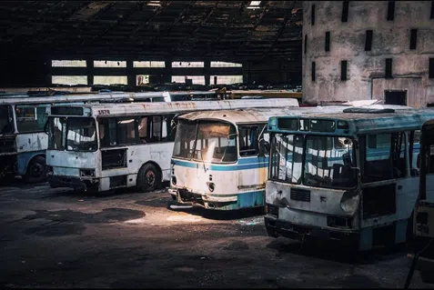 Заброшенный автобусный парк
